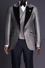 Light Champagne 3-Piece Black Velvet Lapel Men's Suit