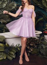 A-Line Off-The-Shoulder Short/Mini Tulle Homecoming Dresses With Rhinestone