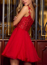 A-Line Sweetheart Sleeveless Short/Mini Lace/Tulle Homecoming Dresses
