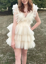 A-Line V-Neck Sleeveless Short/Mini Tulle Homecoming Dresses With Pleated