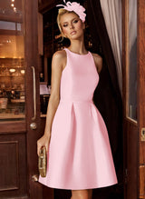 A-Line/Princess Scoop Neck Satin Sleeveless Knee-Length Homecoming Dresses With Pockets