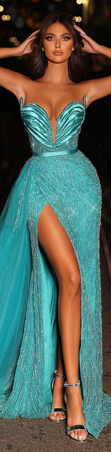 Chic Sweetheart Strapless Sleeveless Mermaid Prom Dresses Sheath With High Split