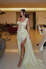Gorgeous Daffodil Asymmetrical Sequins One Shoulder Prom Dresses With High Slit Ruffle