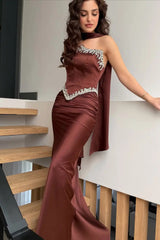 Luxury Brown Strapless Sleeveless Satin Mermaid Prom Dresses Sheath Gem With Pleats