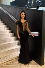 Elegant Black Off-The-Shoulder Mermaid Lace Prom Dresses Sheath Long With Zipper