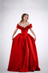 Graceful Red Sweetheart Off-The-Shoulder Satin Prom Dresses A-Line With Pleats