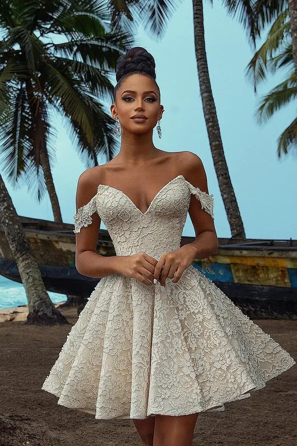 Elegant V-Neck Off The Shoulder Homecoming Dresses Mini With Pleats – Ballbella