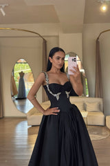 Elegant Black Sweetheart Straps Sleeveless Satin Prom Dresses A-Line Gem With Pleats
