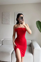 Romantic Red Strapless Sleeveless Satin Homecoming Dresses Mini Side Split With Feather