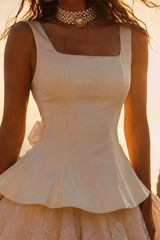 Pretty Straps Sleeveless Satin Lace Homecoming Dresses Mini With Pleats Zipper