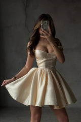 Pretty Sweetheart Off The Shoulder Satin Homecoming Dresses Mini With Lace-Up Back