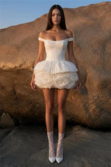 Pretty White Off The Shoulder Homecoming Dresses Mini With Zipper