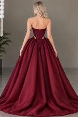 Glamorous Burgundy Sweetheart Strapless Sleeveless Satin Prom Dresses A-Line With Pleats Zipper