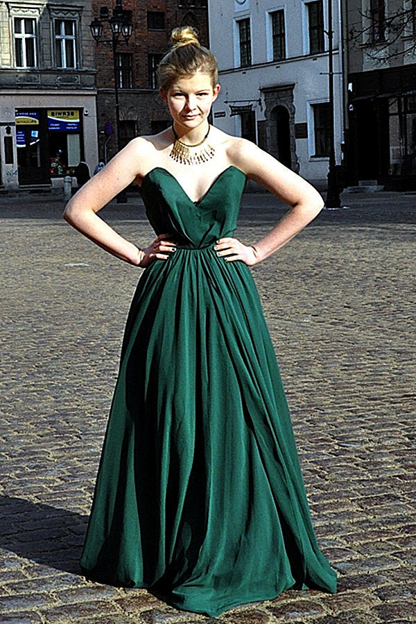 A-line Deep V-neck Floor Length Chiffon Backless Prom Dress A-line Deep V-neck Floor Length Chiffon Backless Prom Dress