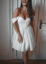 A-Line Off-The-Shoulder Knee-Length Sequined Homecoming Dresses-Ballbella