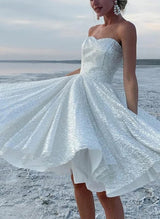 A-Line Strapless Sleeveless Knee-Length Sequined Homecoming Dresses-Ballbella