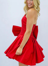 A-Line Strapless Sleeveless Short/Mini Homecoming Dresses With Bow(s)-Ballbella