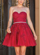 A-Line Sweetheart Sleeveless Short/Mini Lace Homecoming Dresses-Ballbella