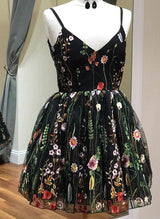 A-Line V-Neck Short/Mini Lace/Tulle Homecoming Dresses With Flower(s)-Ballbella