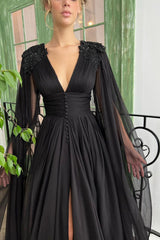 A-line V-neck Tulle Floor-length Long Sleeve Split Front Appliques Lace Vintage Prom Dress-Ballbella