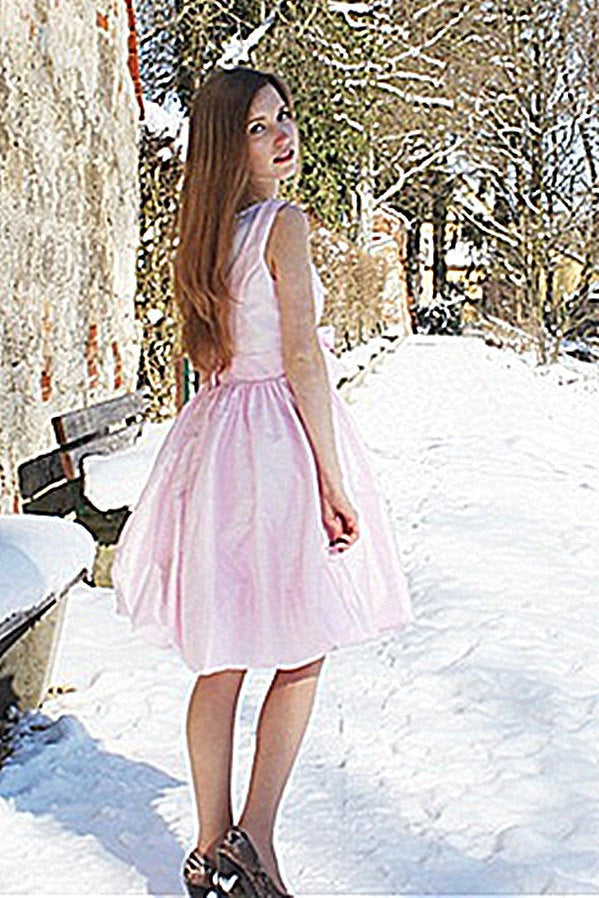 A-line Wide Straps Knee Length Chiffon Flower Prom Dress A-line Wide Straps Knee Length Chiffon Flower Prom Dress