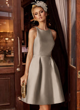 A-Line/Princess Scoop Neck Satin Sleeveless Knee-Length Homecoming Dresses With Pockets-Ballbella