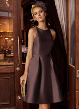A-Line/Princess Scoop Neck Satin Sleeveless Knee-Length Homecoming Dresses With Pockets-Ballbella