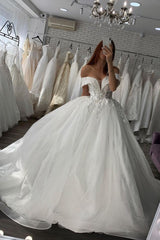 AmazingOff the ShoulderWhite/Ivory Floral Lace Bridal Gown Spring Ball Gown-Ballbella