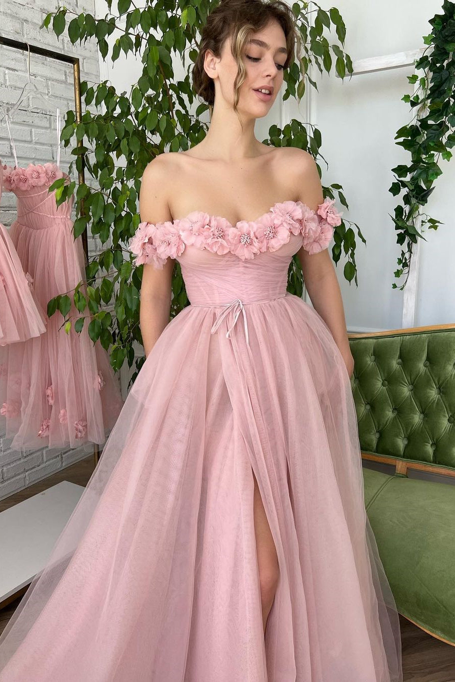 Ball Gown Strapless High Split Sequined Flower Floor-length Vintage Prom Dress Ball Gown Strapless High Split Sequined Flower Floor-length Vintage Prom Dress