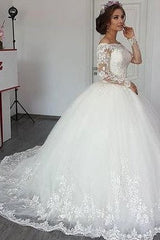 Ball Gown Strapless Portrait Floor Length Tulle Crochet Flower Wedding Dress-Ballbella