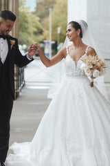 Ballbella Modern White Wedding Gowns With Lace V-neck Sleeveless-Ballbella