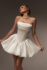Beautiful Strapless Satin Homecoming Dresses Sleeveless A-Line Mini With Pleats-Ballbella