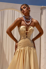 Beautiful Strapless Satin Prom Dresses A-Line Sleeveless Lace-Up-Back With Bow Knot Pleats-Ballbella