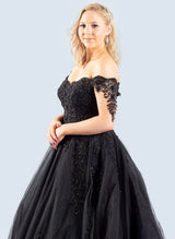 Black Gothic Ball-Gown Off-The-Shoulder Tulle Prom Dresses Featuring Appliques Lace-Ballbella