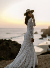 Boho Garden Lace Trumpet Mermaid Fitted Long Sleeves Wedding Dresses Court Train-Ballbella