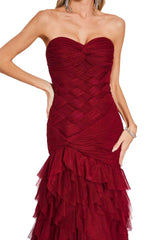 Charming Burgundy Sweetheart Strapless Sleeveless Tulle Prom Dresses Sheath With Pleats-Ballbella