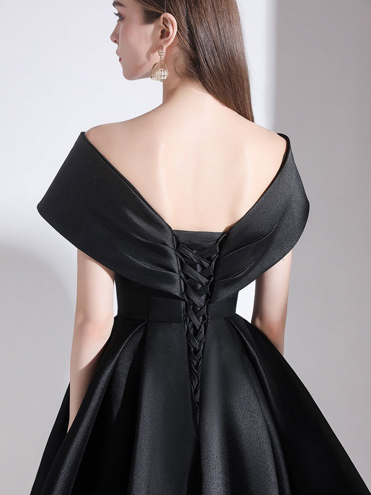 Charming Evening Dress A-Line V-Neck Knee-Length Short Sleeves Lace-Up Pleated Satin Fabric Cocktail Dress Little Black Dress Charming Evening Dress A-Line V-Neck Knee-Length Short Sleeves Lace-Up Pleated Satin Fabric Cocktail Dress Little Black Dress