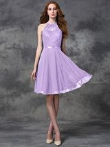 Charming Halter Lace Sleeveless Short Chiffon Bridesmaid Dresses-Ballbella