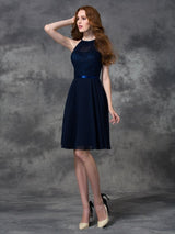 Charming Halter Lace Sleeveless Short Chiffon Bridesmaid Dresses-Ballbella