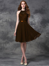 Charming Halter Lace Sleeveless Short Chiffon Bridesmaid Dresses-Ballbella