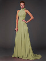 Charming Halter Sleeveless Hand-Made Flower Long Chiffon Bridesmaid Dresses-Ballbella