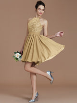 Charming Halter Sleeveless Lace Short/Mini Chiffon Bridesmaid Dresses-Ballbella