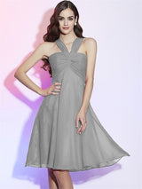 Charming Halter Sleeveless Pleats Short Chiffon Bridesmaid Dresses-Ballbella