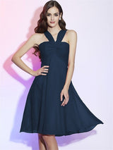 Charming Halter Sleeveless Pleats Short Chiffon Bridesmaid Dresses-Ballbella