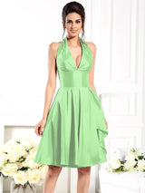 Charming Halter Sleeveless Short Taffeta Bridesmaid Dresses-Ballbella