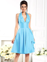 Charming Halter Sleeveless Short Taffeta Bridesmaid Dresses-Ballbella
