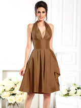 Charming Halter Sleeveless Short Taffeta Bridesmaid Dresses-Ballbella