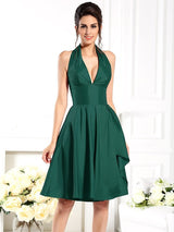 Charming Halter Sleeveless Short Taffeta Bridesmaid Dresses-Ballbella
