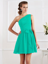 Charming Pleats One Shoulder Sleeveless Short Chiffon Bridesmaid Dresses-Ballbella
