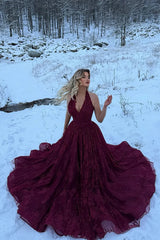 Charming Red Halter V-Neck Sleeveless Lace Prom Dresses A-Line Long With High Split-Ballbella